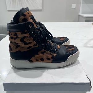 Mens Balmain Hi Top Leopard Sneakers Size 43